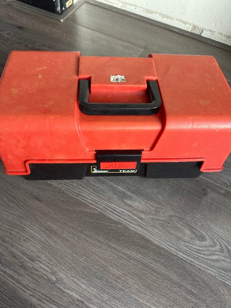 Albatros viskoffer gevuld met divers visgerei / kleinspullen, Ophalen, Gebruikt, Koffer of Tas