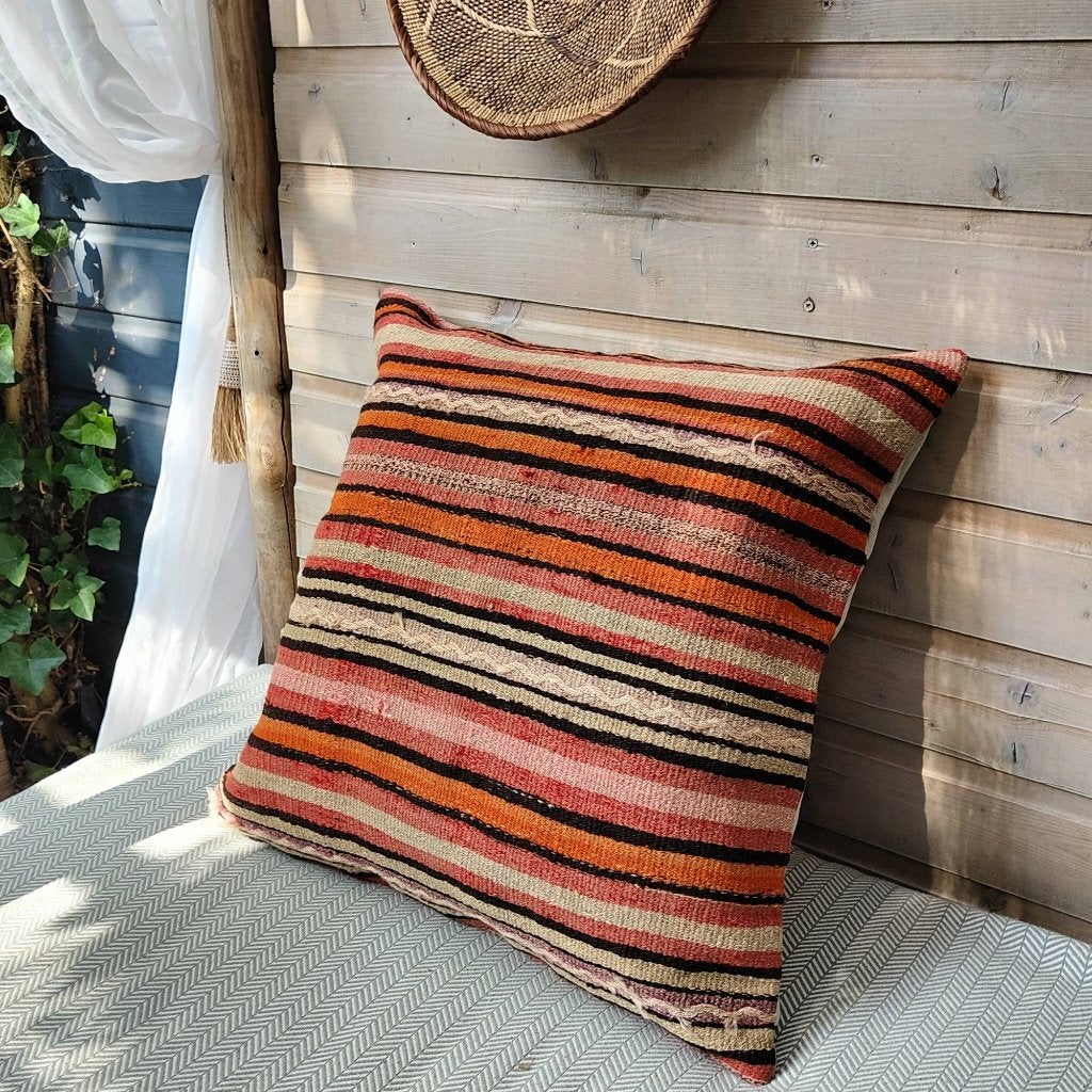 Kelimkussen 70x70 rood oranje roze beige - 2 stuks - SALE, Yazgibi, Handgemaakt, Vierkant, Nieuw
