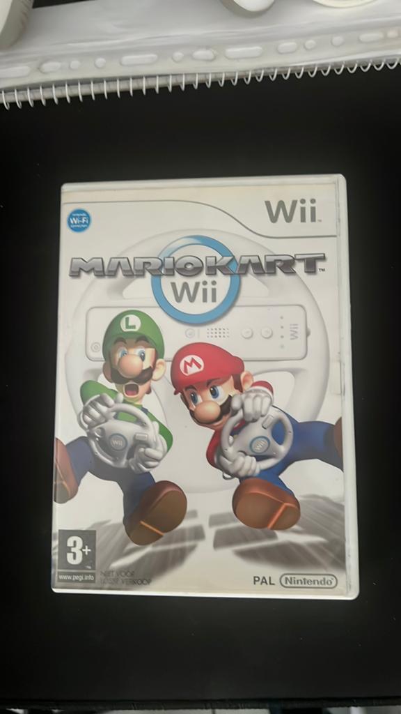 Mario kart wii, Racen en Vliegen, Ophalen of Verzenden, Zo goed als nieuw, 3 spelers of meer
