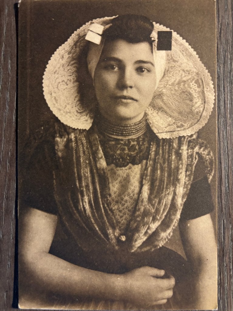 Ansichtkaart Zuid-Beveland - Boerin Klederdracht, Ophalen of Verzenden, Voor 1920, Ongelopen, Zeeland