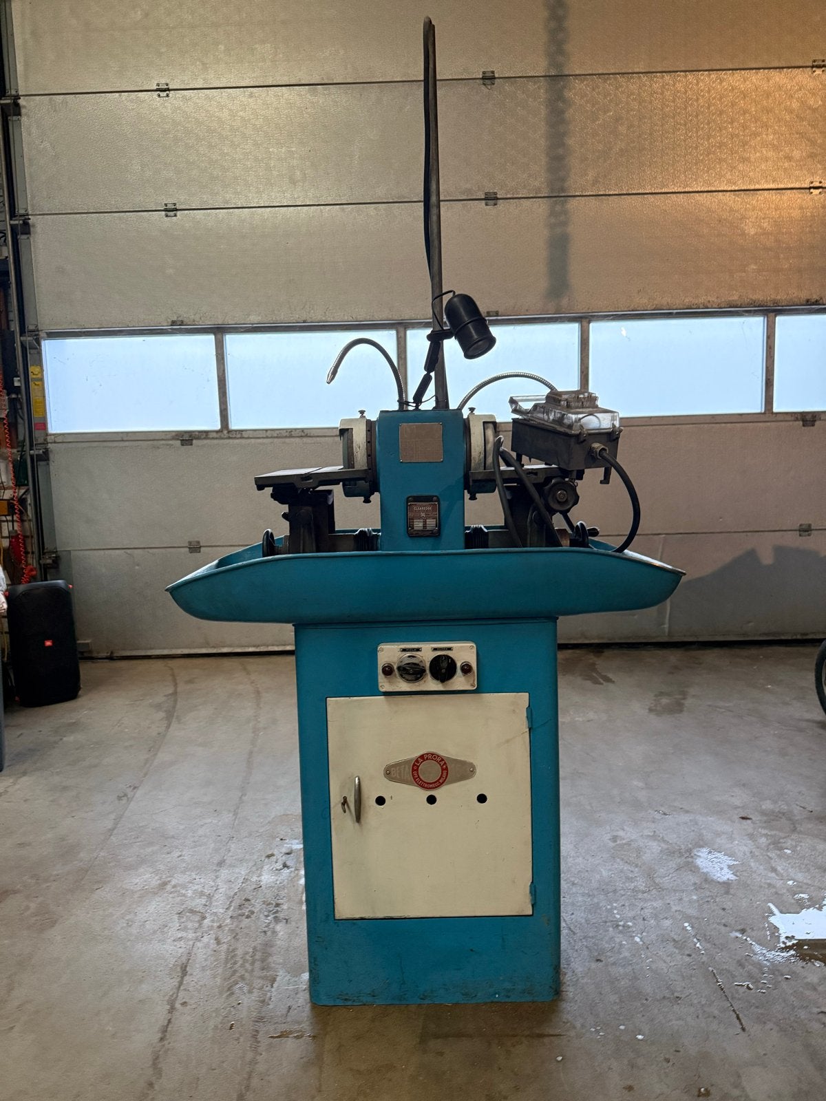 Professionele Clearedge Slijpmachine - Perfect voor Werkplaa, Ophalen, Gebruikt