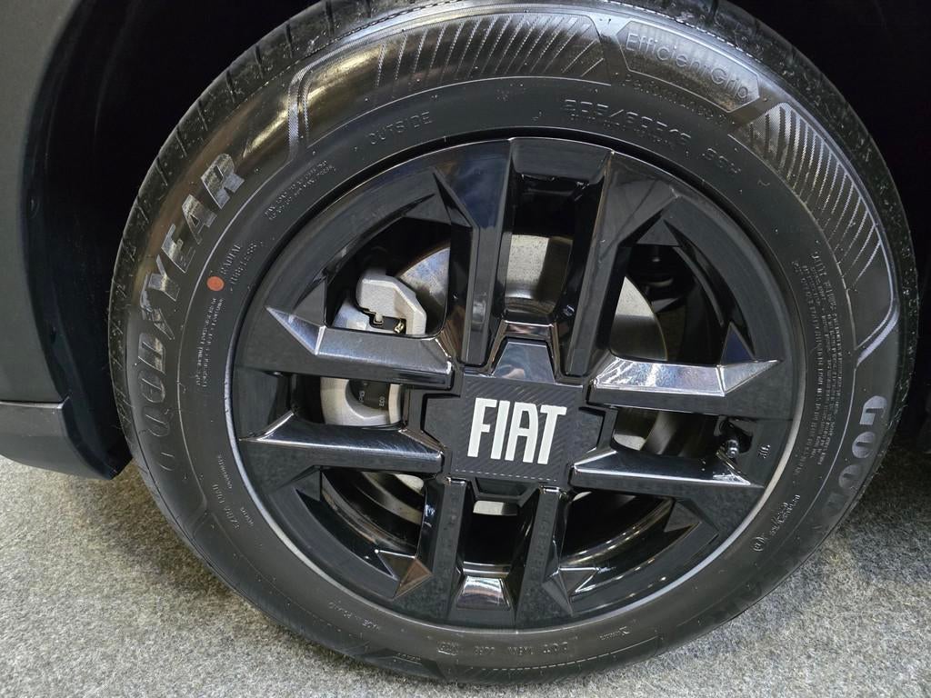 Fiat Grande Panda 1.2 Hybrid ICON style en tech pakket camer, Auto's, Fiat, Zwart, Origineel Nederlands, Bedrijf, 3 cilinders