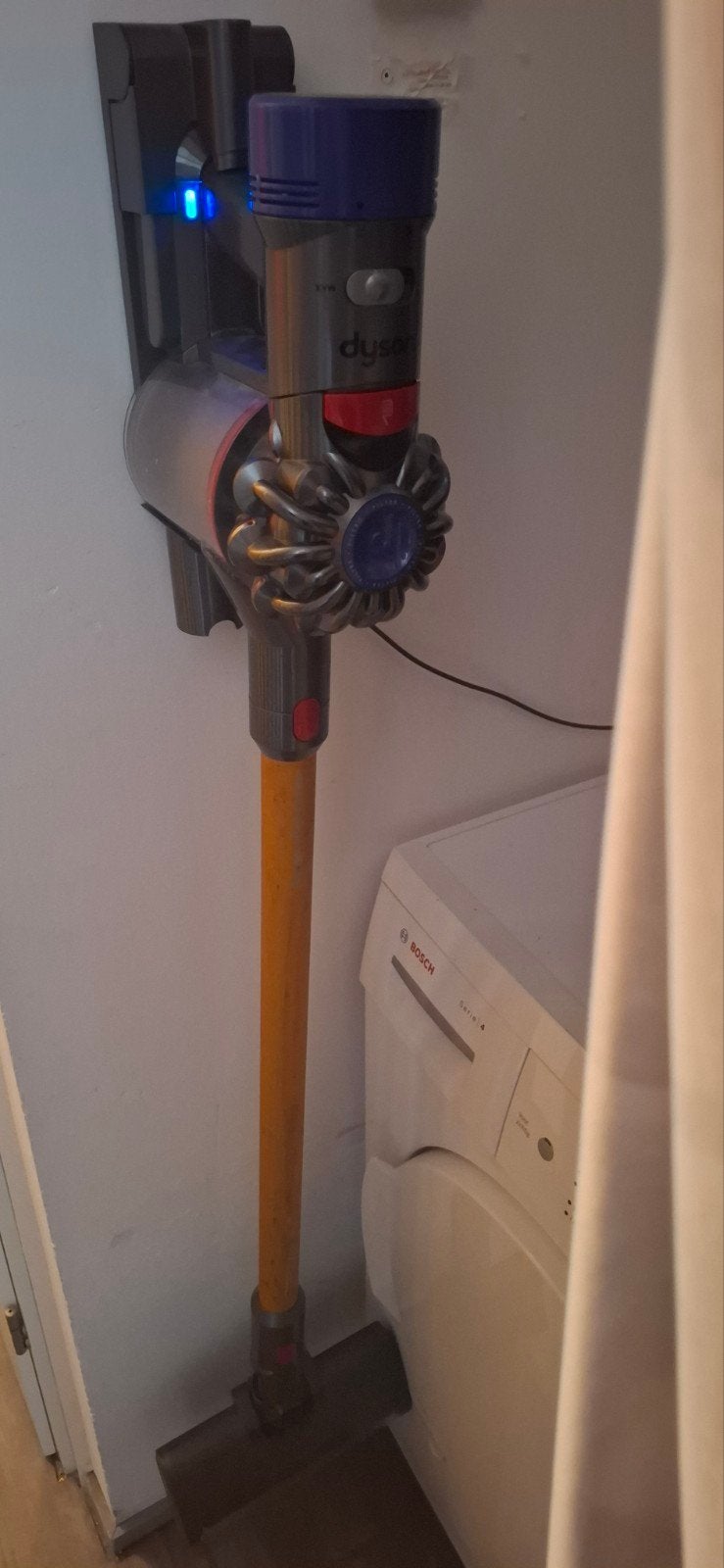 Dyson V8 Absolute, Gebruikt, Ophalen of Verzenden, Dyson, Reservoir