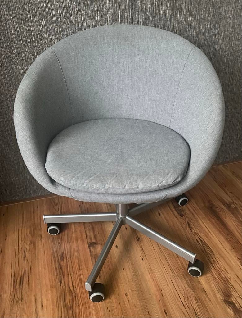 Ikea  draaibare kuipstoel met wielen., Huis en Inrichting, Stoelen, Ophalen, Gebruikt, Eén, Stof