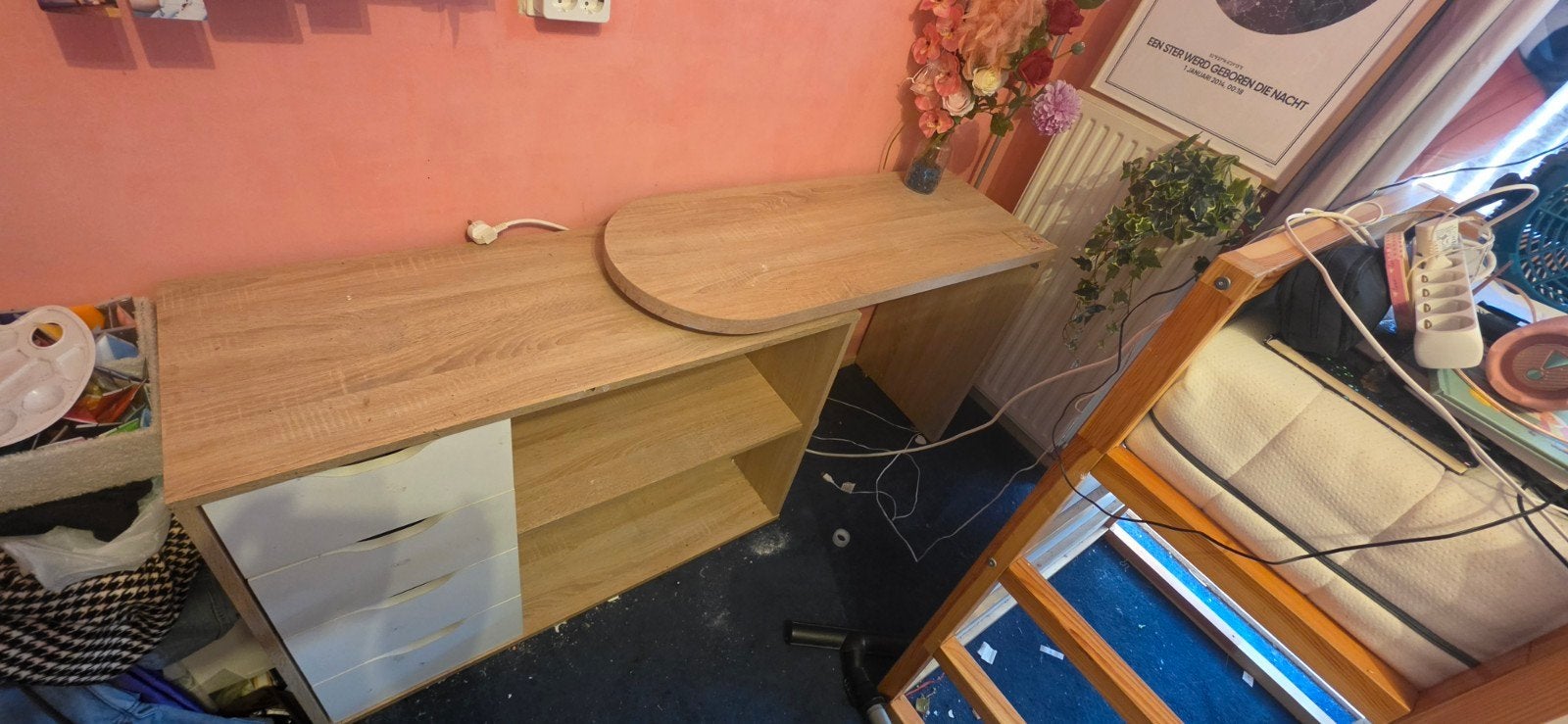 Houten bureau met lades en opbergruimte, Huis en Inrichting, Ophalen, Gebruikt, Met lades, Bruin