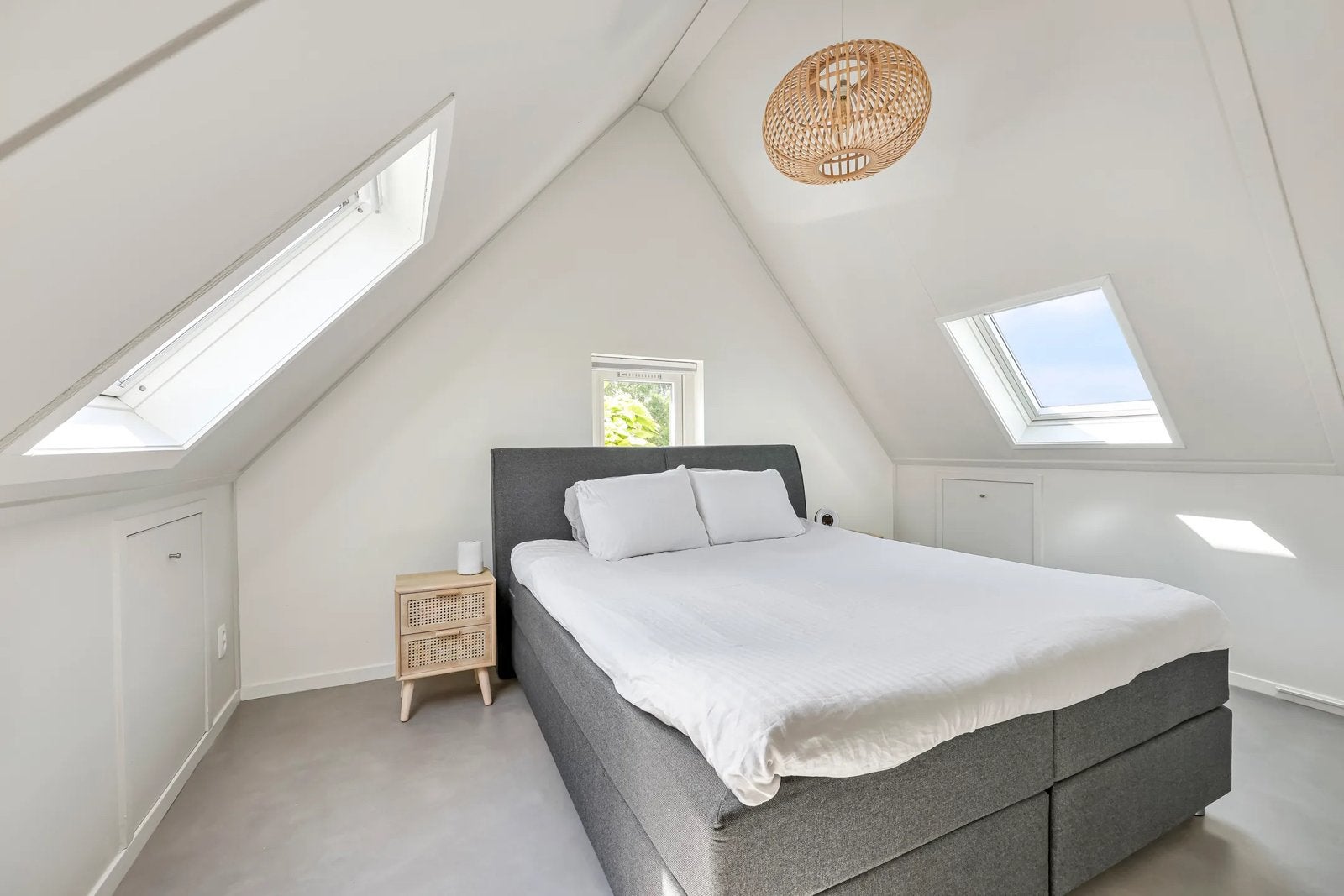 Box spring, Ophalen, Zo goed als nieuw, Tweepersoons, Hout