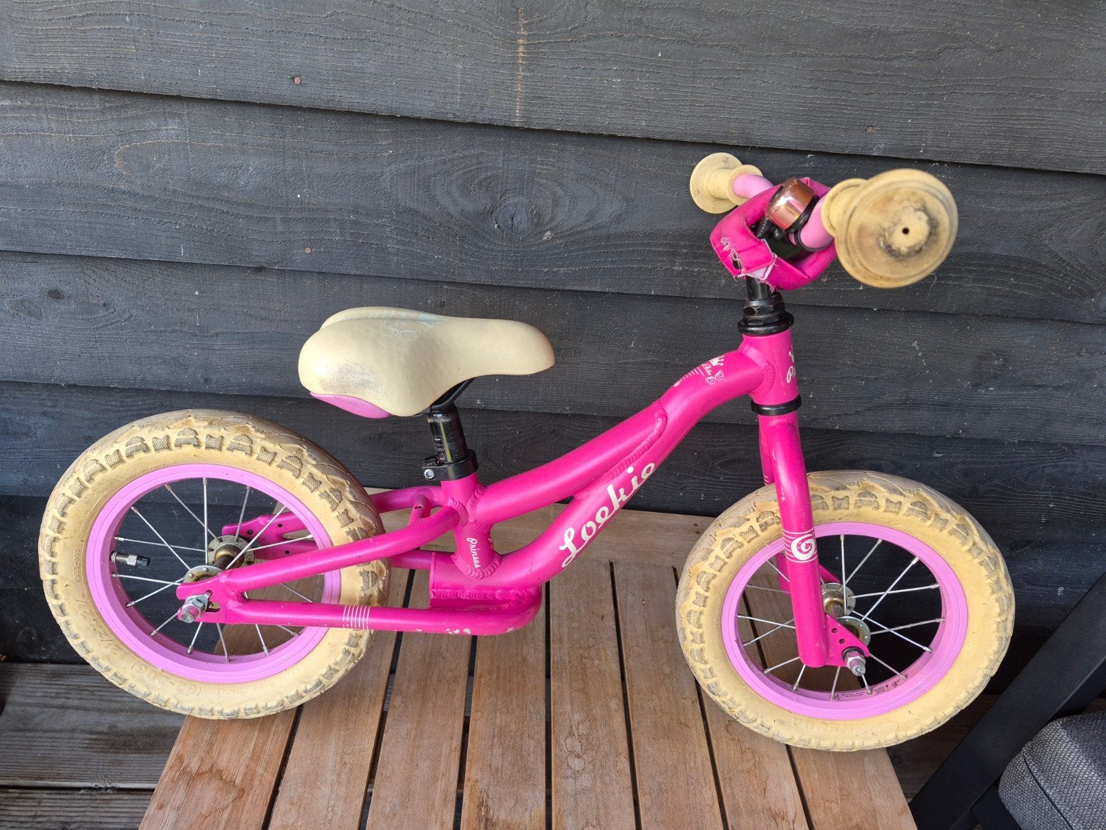 Loopfiets Loekie roze, Ophalen, Gebruikt, Minder dan 16 inch, Loekie
