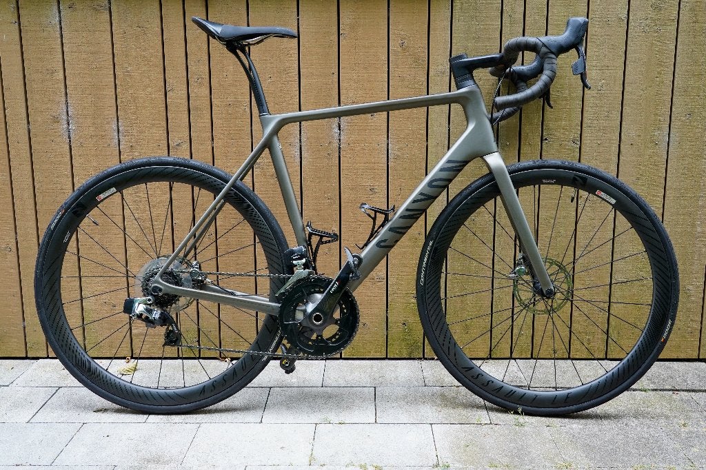 Canyon Endurace CF SLX, 28 inch, Carbon, Zo goed als nieuw, 57 tot 61 cm
