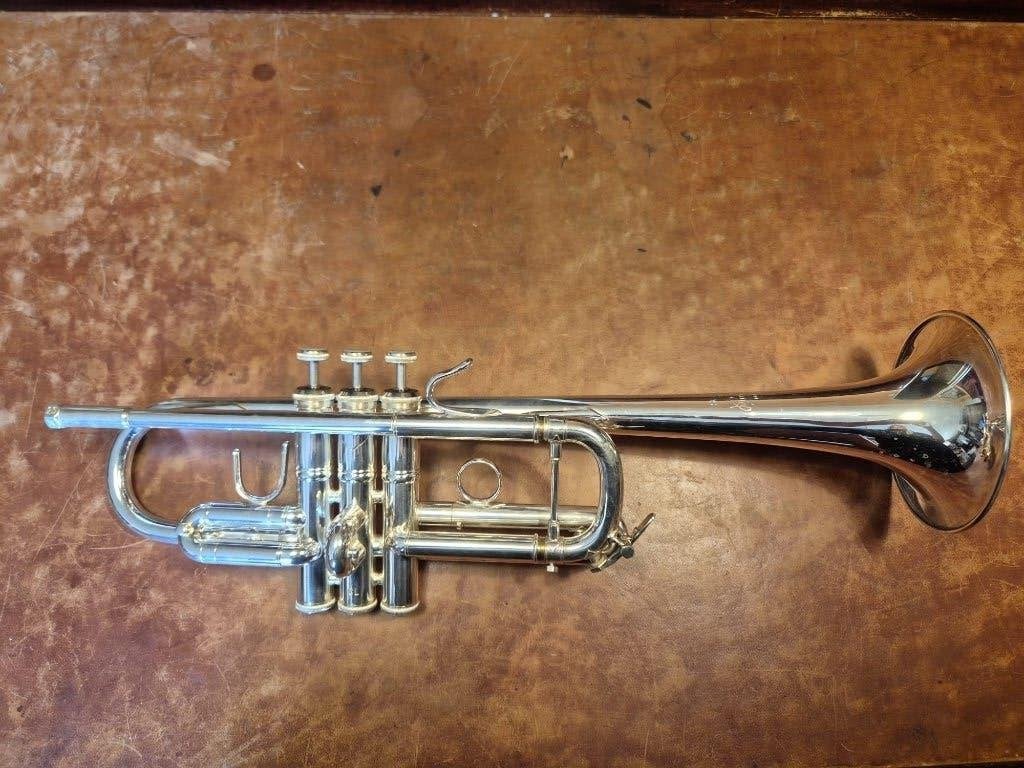 Vincent Bach CL 239 C trompet, Ophalen, Zo goed als nieuw, C-trompet