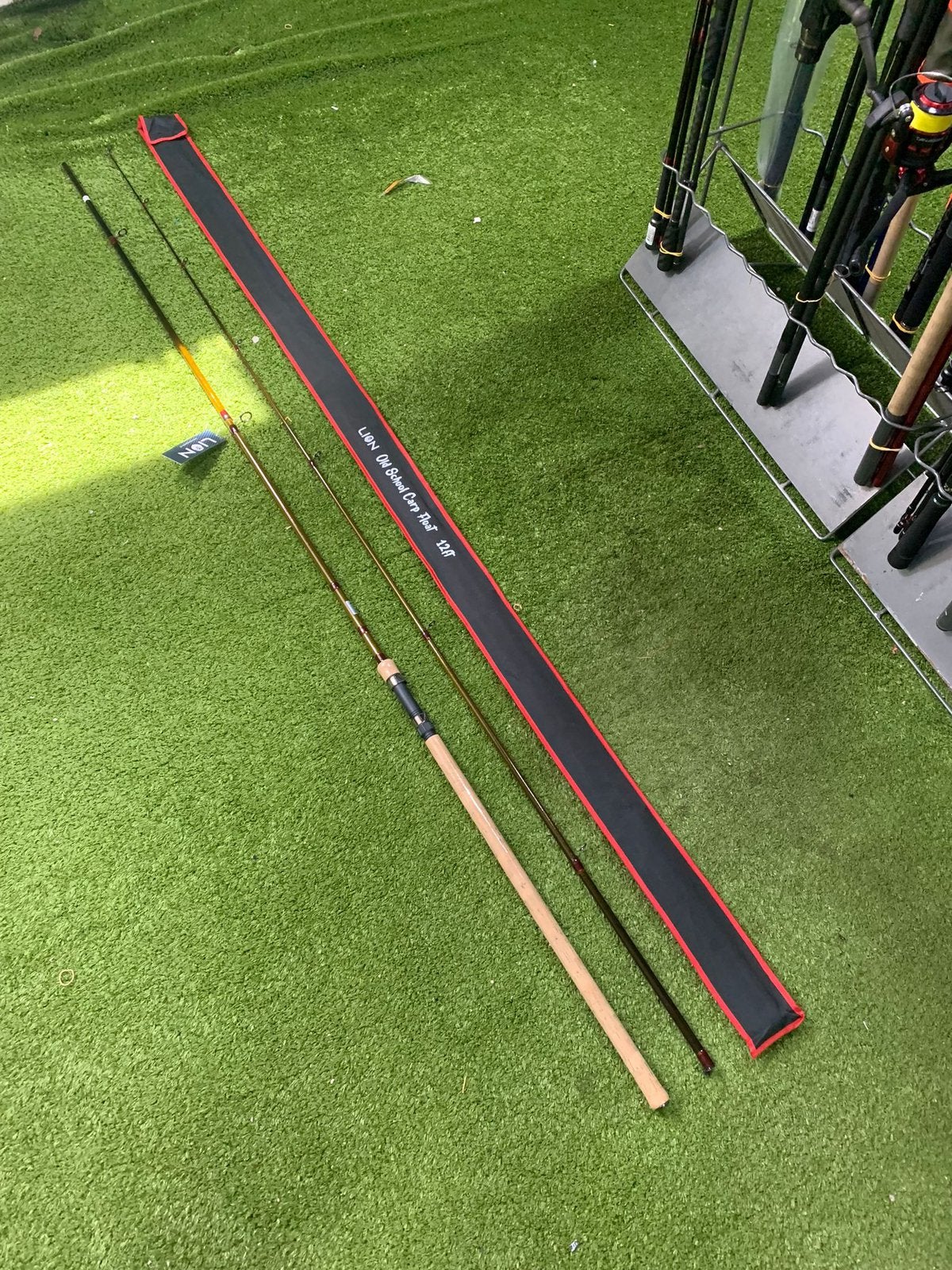 Nieuwe Lion Old School Carp Float penhengel, 3.60m 1.75 lbs, Ophalen of Verzenden, Nieuw, Werphengel
