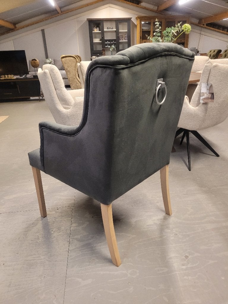 VOORRAAD 4 Landelijke Eetkamerstoel Victoria Stof Antraciet, Nieuw, Ophalen of Verzenden, Vier, Landelijke eetkamerstoelen stoelen capiton kleur stof antraciet