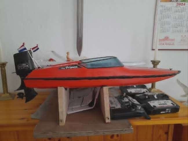 Mooie Z.g.a. Orginele Robbe Princess Speedboot inc extra s, Hobby en Vrije tijd, Modelbouw | Boten en Schepen, Ophalen, Zo goed als nieuw