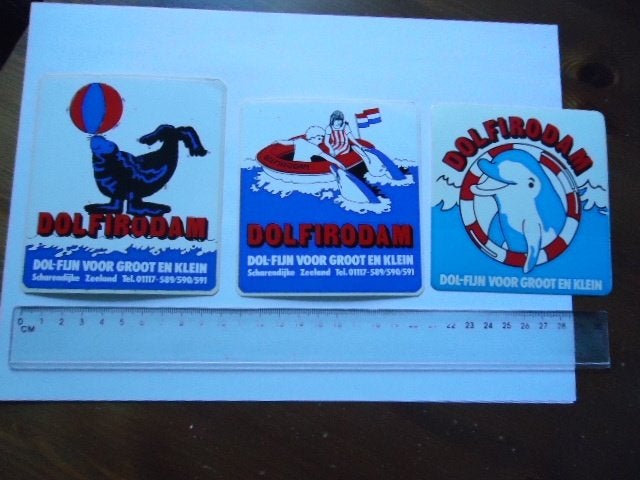 sticker oud Zeeland Dolfirodam scharendijke zoo dierentuin 3, Verzamelen, Verzenden, Zo goed als nieuw, Bedrijf of Vereniging