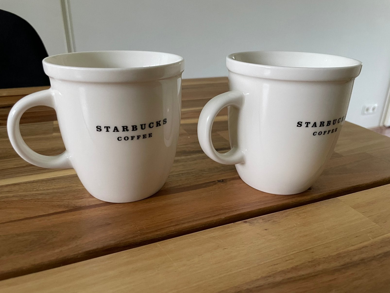 Zgan Starbucks mokken, Huis en Inrichting, Keuken | Servies, Ophalen, Zo goed als nieuw, Overige stijlen, Kop(pen) en/of Schotel(s)