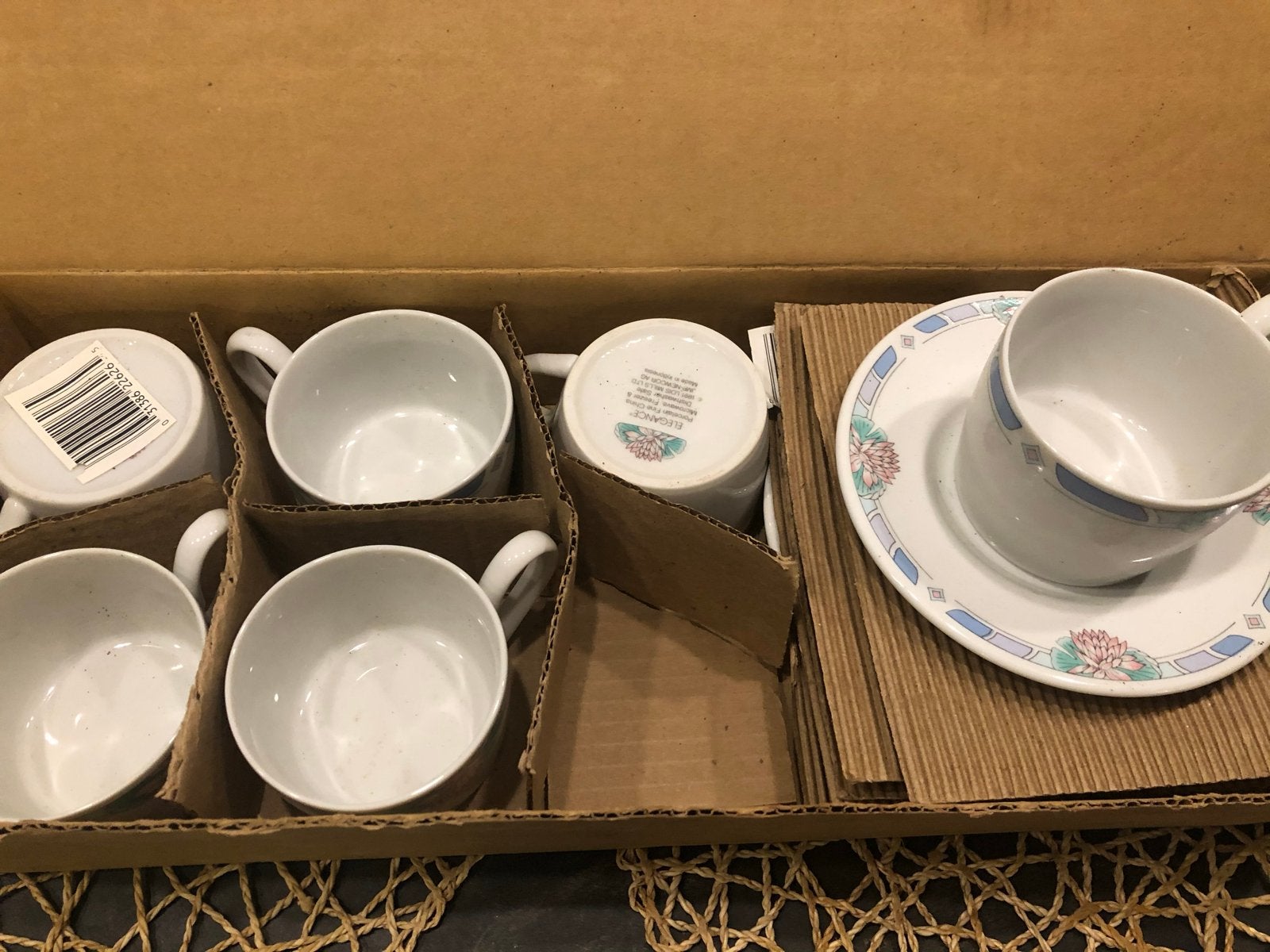 Set van 6 Elegance kopjes en schotels nieuw, Overige merken, Keramiek, Nieuw, Ophalen of Verzenden