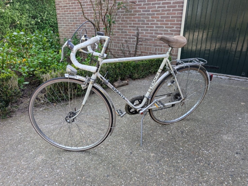 Sparta 2000 klassieker: 50 jaar oude Nederlandse sportfiets, Ophalen, Sparta