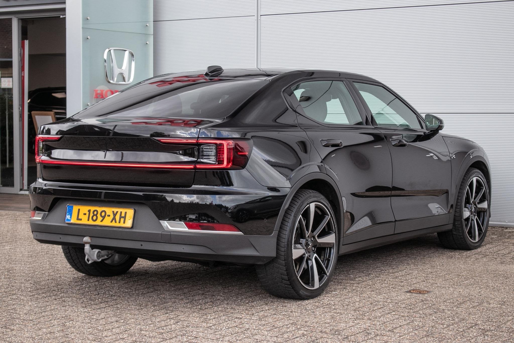 Polestar 2 Long Range Dual Motor Launch Edition 78kWh -Ad. C, Auto's, Polestar 2, Stof, Gebruikt, Zwart