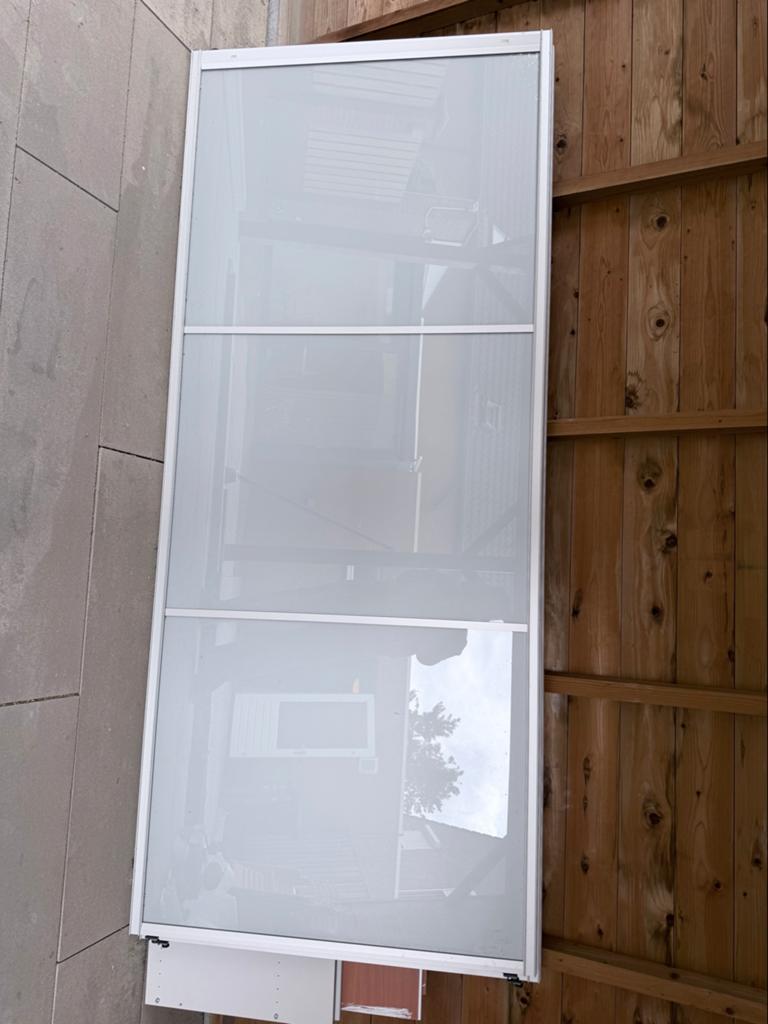 2 Noteborn glazen schuifdeuren met rails (242x103cm), Huis en Inrichting, Kasten | Overige, Zo goed als nieuw, Ophalen