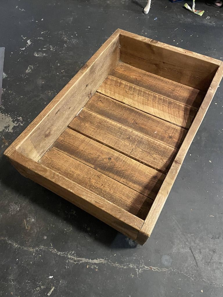 Wooden Dog Bed 100cm x 67cm, Ophalen, Overige