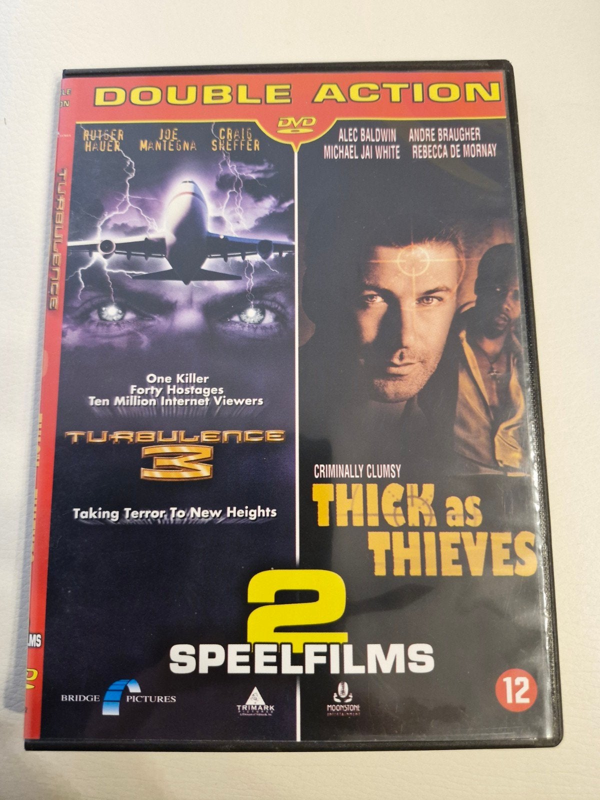 DVD: Double Action - Turbulence 3 & Thick as Thieves, Nederlands, Ophalen of Verzenden, Vanaf 12 jaar, Inclusief doosje