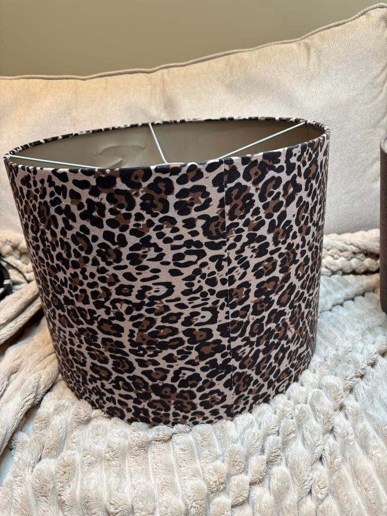Leopard print lampenkap - Zo goed als nieuw, Ophalen, Rond, Zo goed als nieuw, Bruin