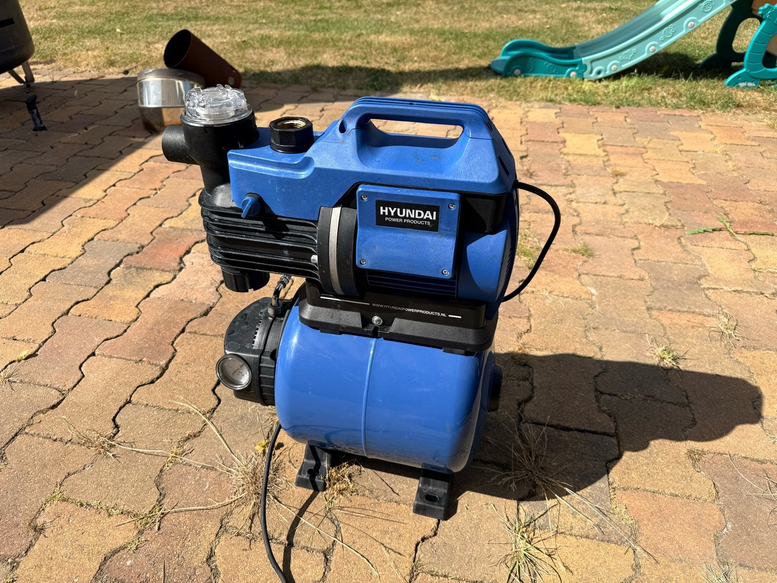 Hyundai Drukpomp / Hydrofoorpomp 650W - Zo goed als nieuw, Ophalen, Zo goed als nieuw, Elektrisch, Hydrofoorpomp
