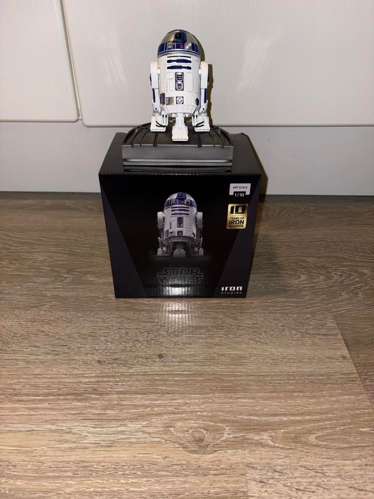 R2D2 Iron Studios, Verzamelen, Ophalen of Verzenden, Zo goed als nieuw, Actiefiguurtje