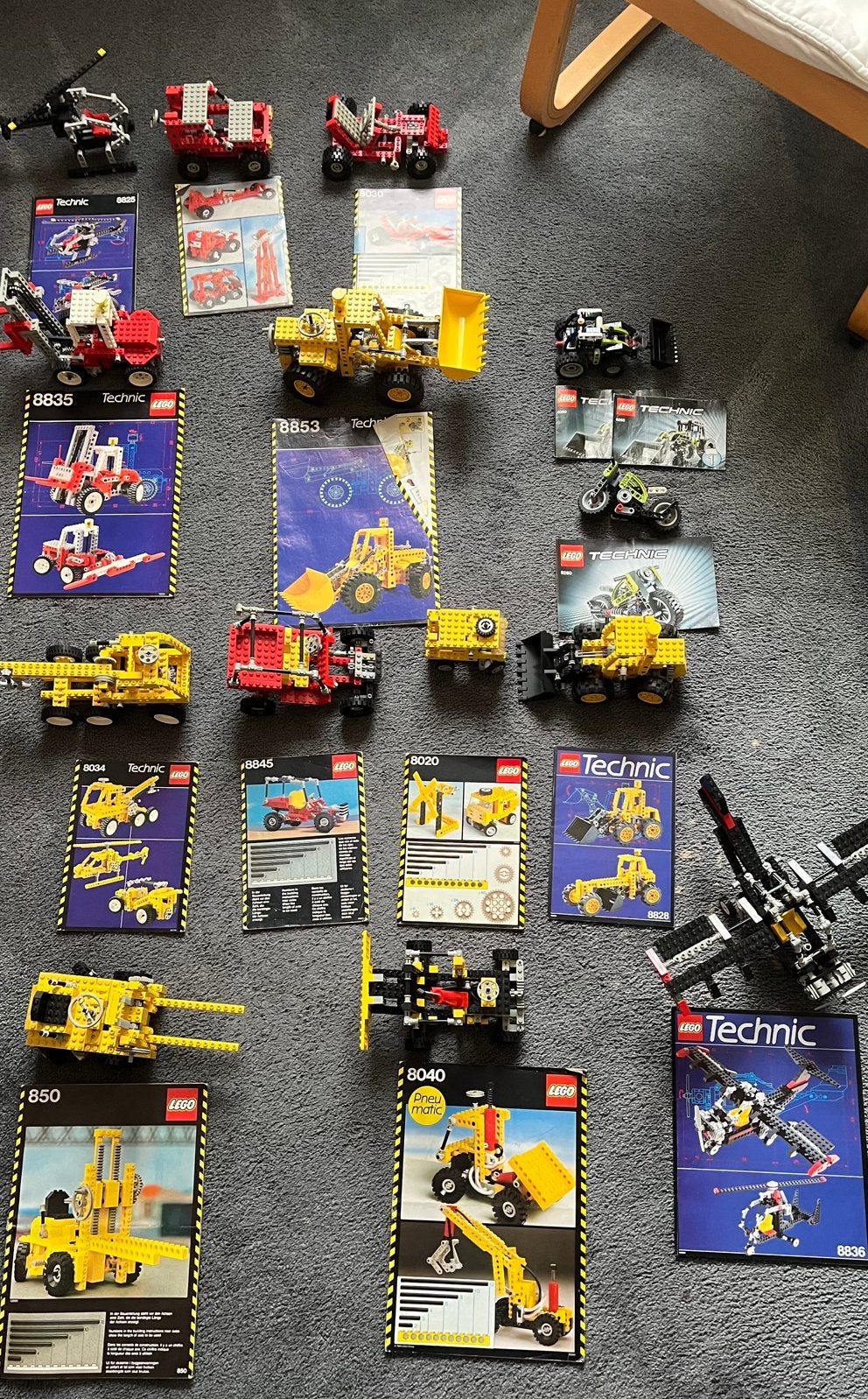 Partij van 14 stuks technisch Lego met bouwbeschrijvingen, Ophalen, Zo goed als nieuw