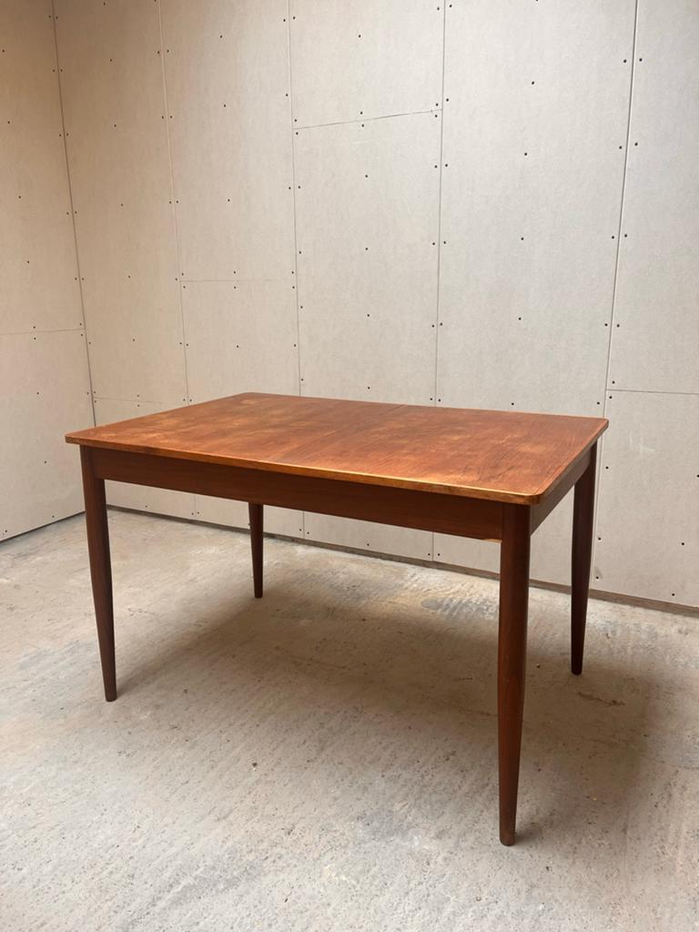 Deense vintage Teak Houten Eettafel Jaren 50 - Uitschuifbaar, Antiek en Kunst, Antiek | Meubels | Tafels, Ophalen