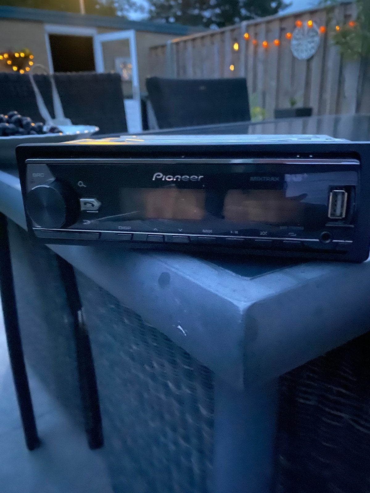 Auto radio Pioneer MVH X 580 DAB 50 euro, Auto diversen, Autoradio's, Ophalen of Verzenden, Zo goed als nieuw
