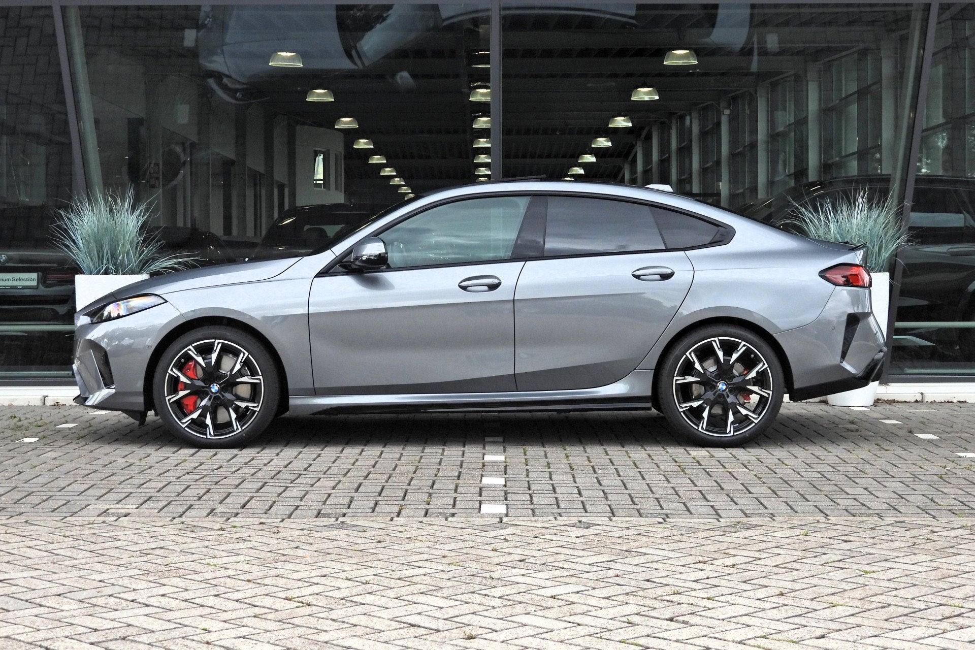 BMW 2 Serie Gran Coupé 220 M Sport Automaat / Panoramadak /, Auto's, Dealer onderhouden, Zwart, 156 pk, Automatische klimaatregeling