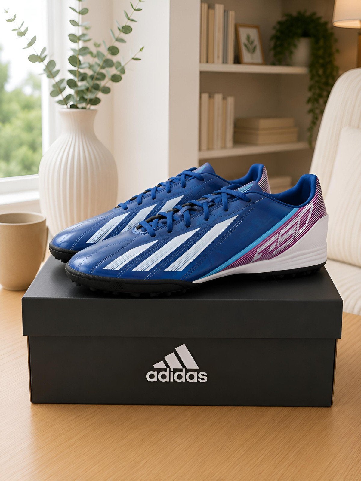 Adidas F10 TF Blauw/Wit – Voetbalschoenen Kunstgras – Nieuw, Maat XS of kleiner, Schoenen, Nieuw, Ophalen of Verzenden