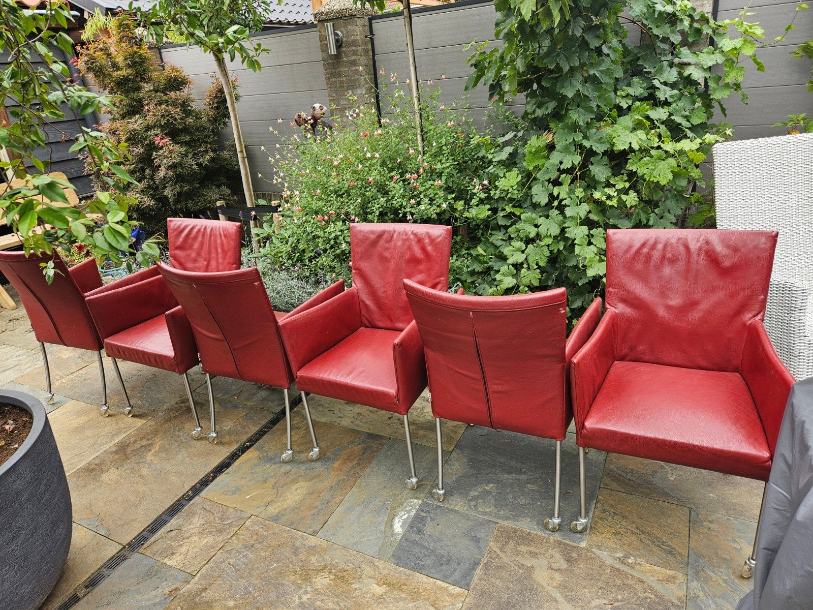 6x Rode Leren Eetkamerstoelen met Wieltjes., Huis en Inrichting, Ophalen, Modern, Comfortabel, Gebruikt, Vijf, Zes of meer stoelen