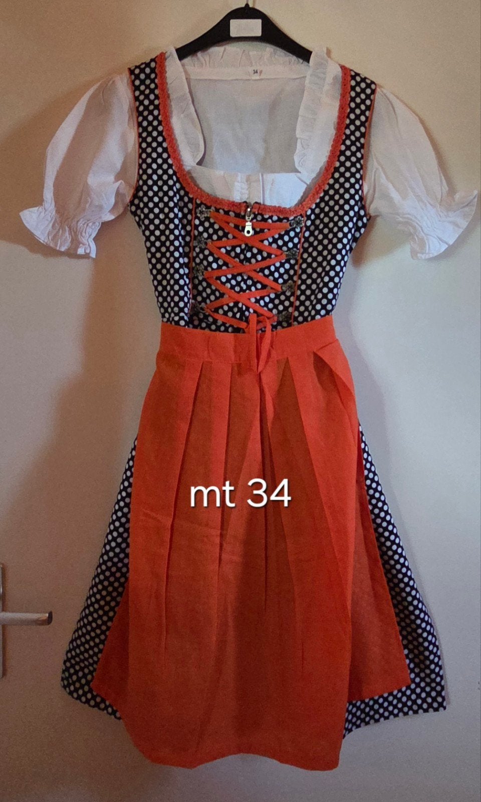 tiroler outfit rood 3 delig mt 34 nieuw, Kleding | Dames, Carnavalskleding en Feestkleding, Verzenden, Nieuw, Maat 34 (XS) of kleiner