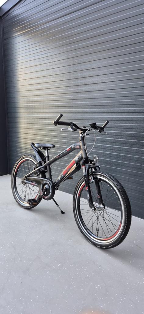 Alpina Trial 22 inch Jongensfiets Nette Staat, Fietsen en Brommers, Fietsen | Jongens, Ophalen, Zo goed als nieuw, 22 inch, Handrem