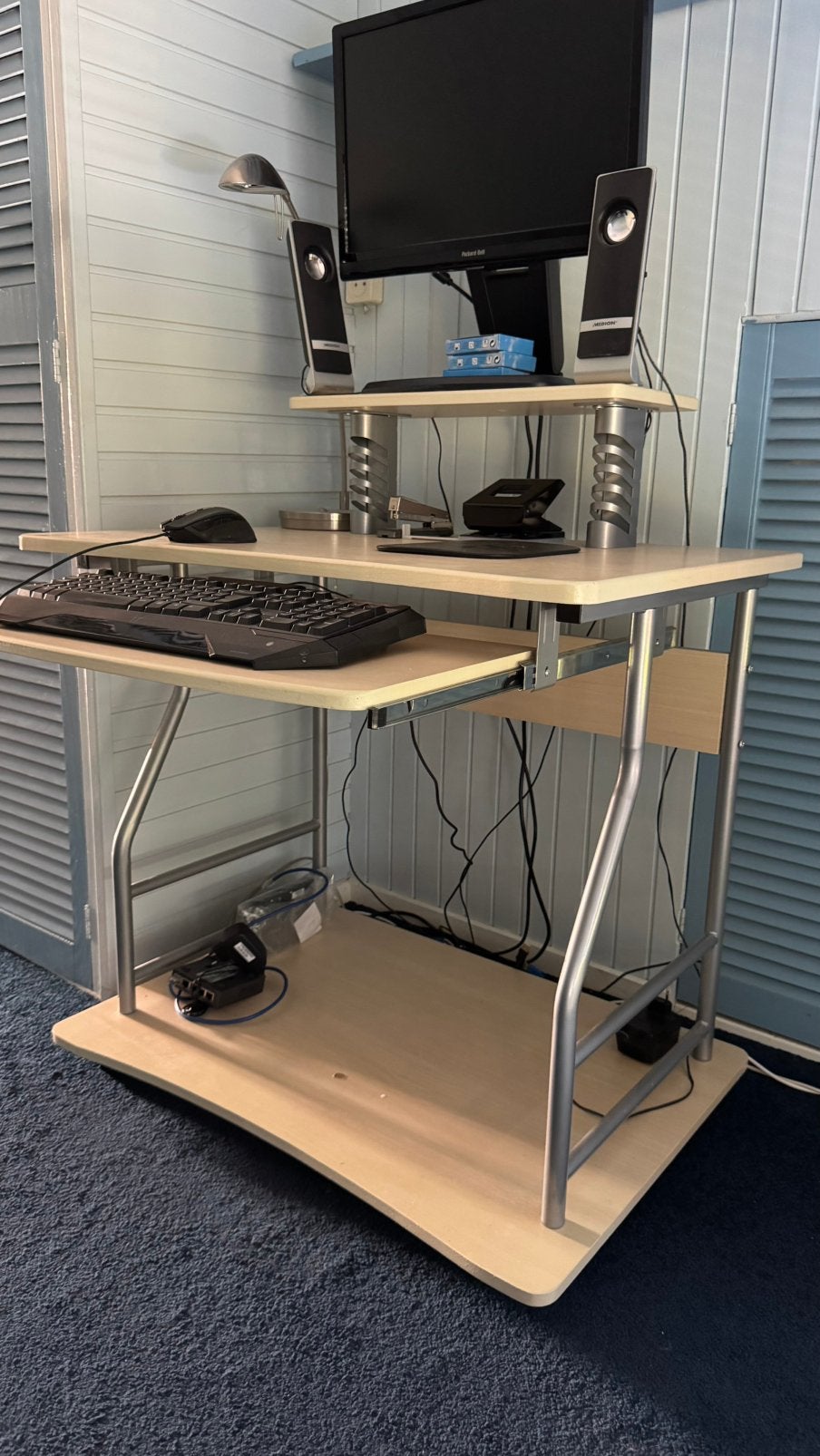 Computer tafel, Ophalen, Zo goed als nieuw, 70 tot 120 cm