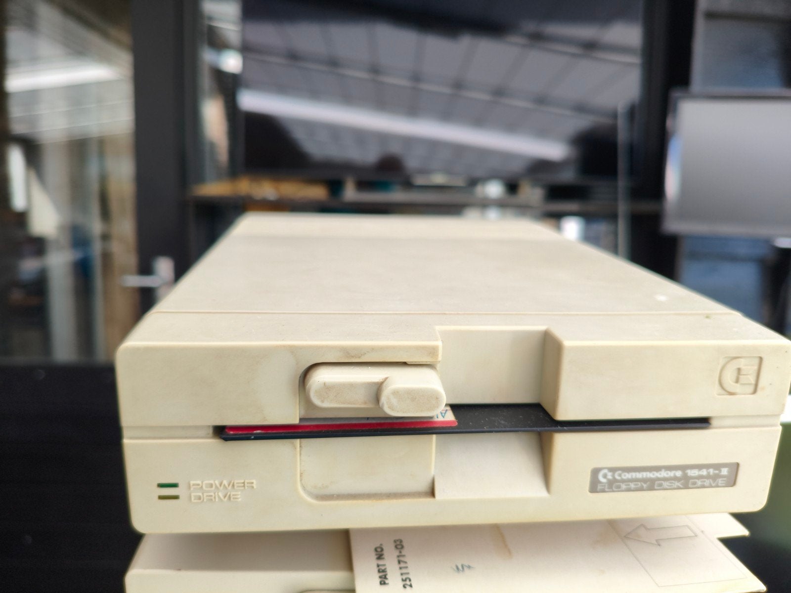 Commodore 1541-II Diskdrive met voeding en kabel., Computers en Software, Vintage Computers, Ophalen of Verzenden