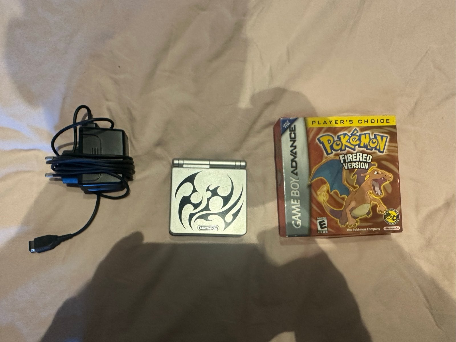 Gameboy Advance SP met Pokémon FireRed - Gebruikt, goede sta, Spelcomputers en Games, Ophalen, Gebruikt, 1 speler, Role Playing Game (Rpg)