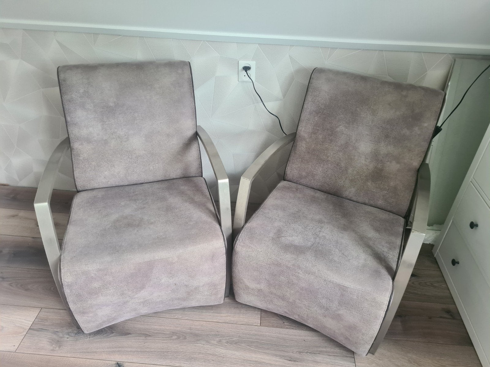 Twee comfortabele stoelen - ook per stuk te koop, Gebruikt, Twee, Ophalen of Verzenden, Stof