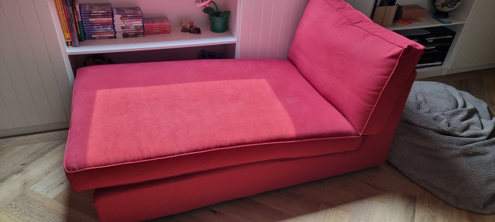 IKEA KIVIK Chaise longue - Ligbank -  Rood, Ophalen, Modern, Comfortabel, Gebruikt, Eenpersoons
