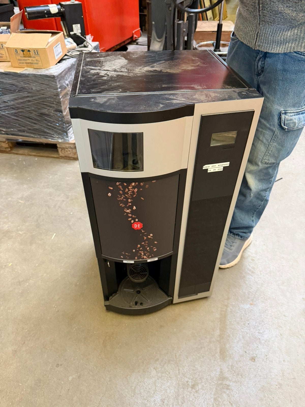 Douwe Egberts Professionele Koffieautomaat – Necta PLUS, Ophalen, Gebruikt, 10 kopjes of meer, Koffiemachine