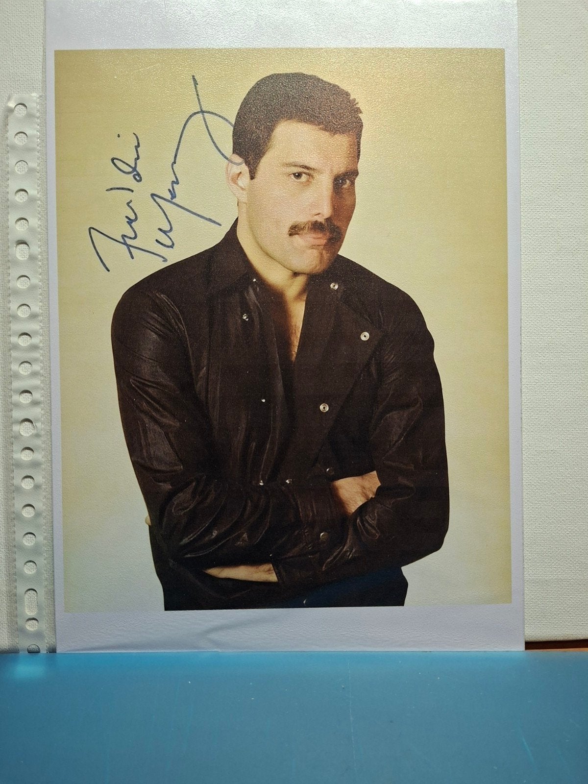 FREDDIE MERCURY QUEEN, Verzenden, Zo goed als nieuw, Foto of Kaart, Gesigneerd
