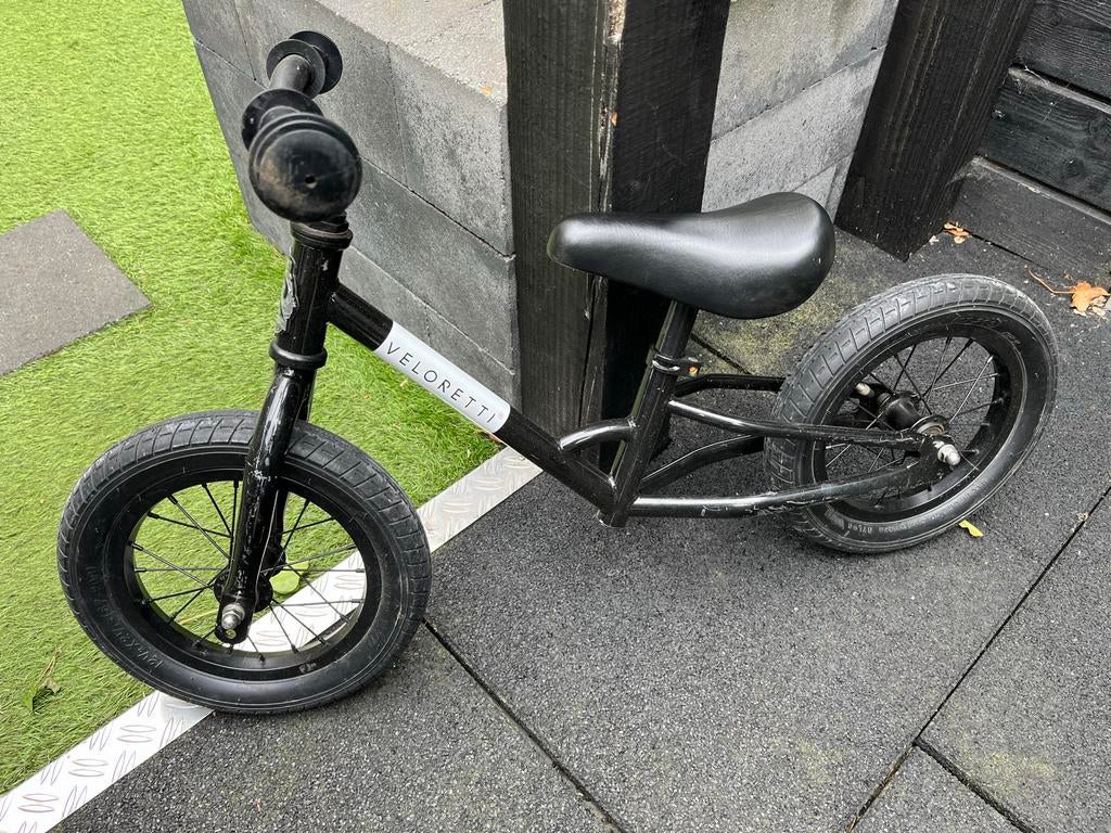 Veloretti loopfiets, zwart, Ophalen of Verzenden, Zo goed als nieuw, Trommelrem, Minder dan 16 inch