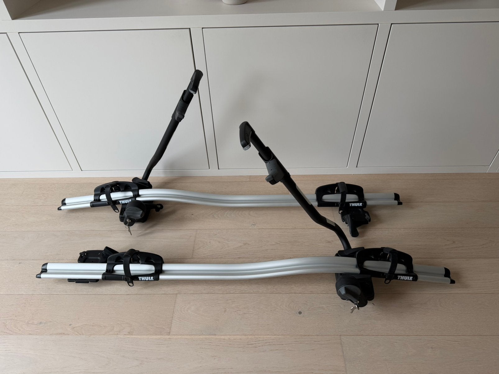 Thule ProRide dak fietsendrager, Ophalen, Brede banden, Zo goed als nieuw, Dakdrager