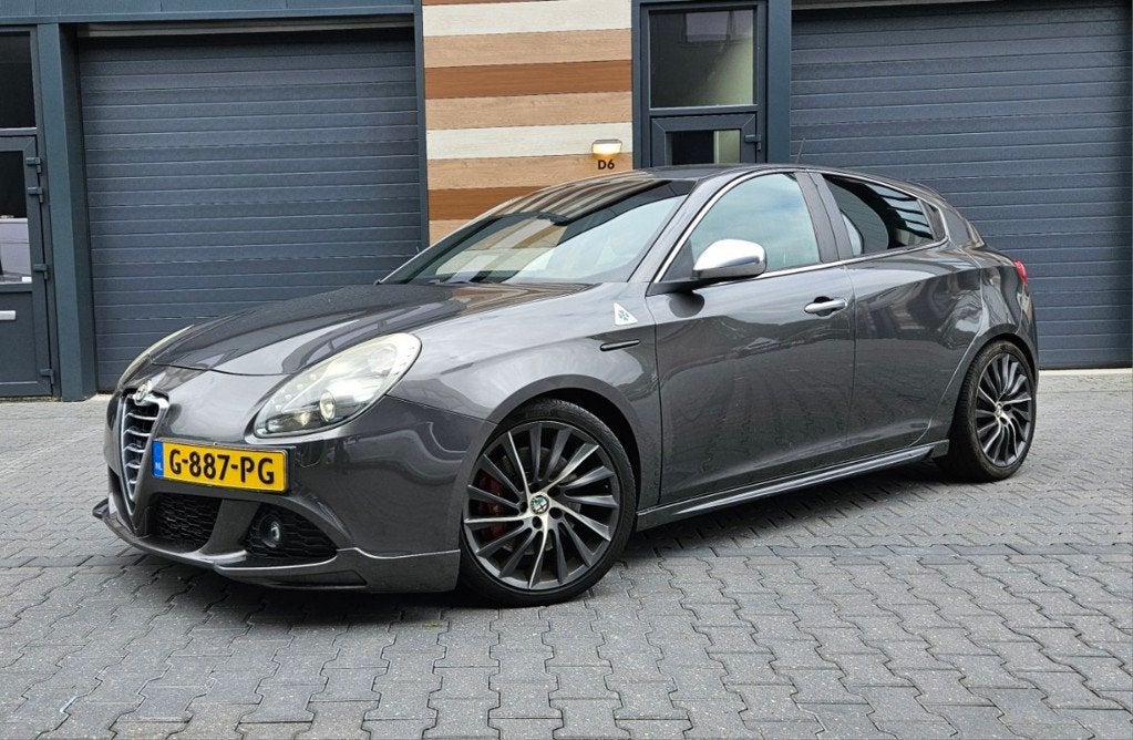 Alfa Romeo Giulietta 1.7 Quadrifoglio Verde Volled. Historie, Auto's, Alfa Romeo, Bedrijf, Te koop, Giulietta, ABS, Airbags, Airconditioning