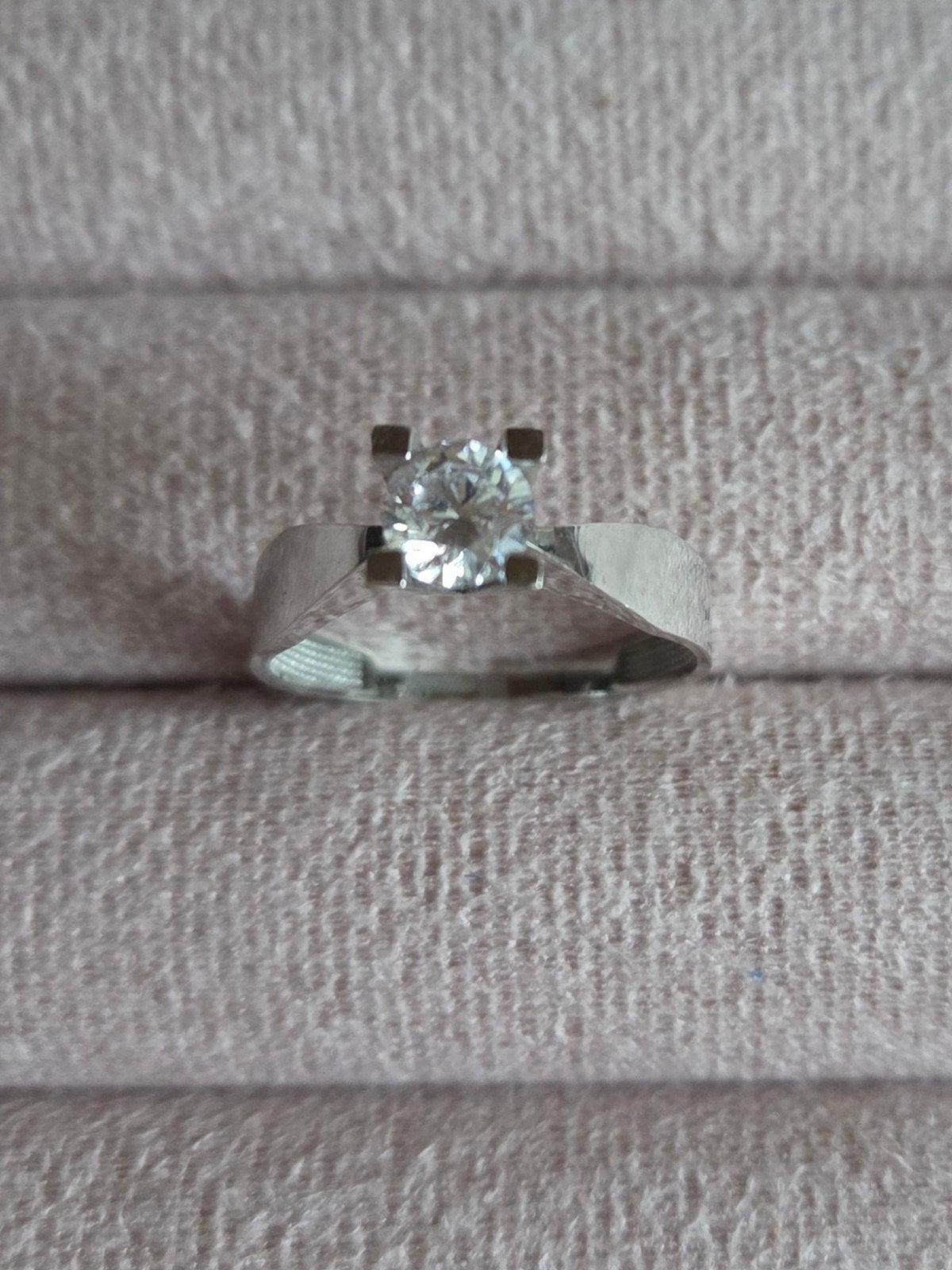Gouden Solitaire ring, Verzenden, Nieuw, 17 tot 18, Met edelsteen