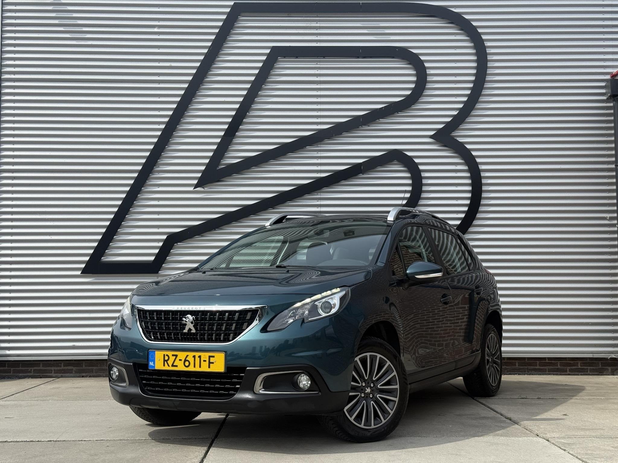 Peugeot 2008 1.2 PureTech Blue Lion 2e Eigenaar|Navi|Pano|Ca, Auto's, Peugeot, Bedrijf, Te koop, ABS, Airbags, Airconditioning