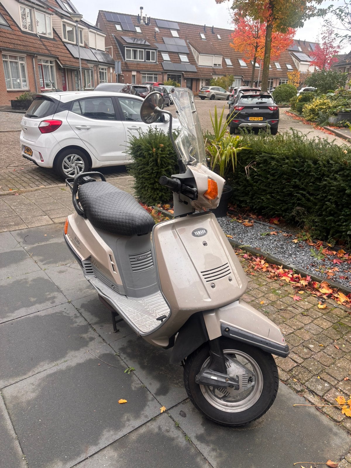 Mooie retro motor scooter yamaha beluga 125cc 4 takt, Fietsen en Brommers, Ophalen, Zo goed als nieuw, Benzine, Overige modellen