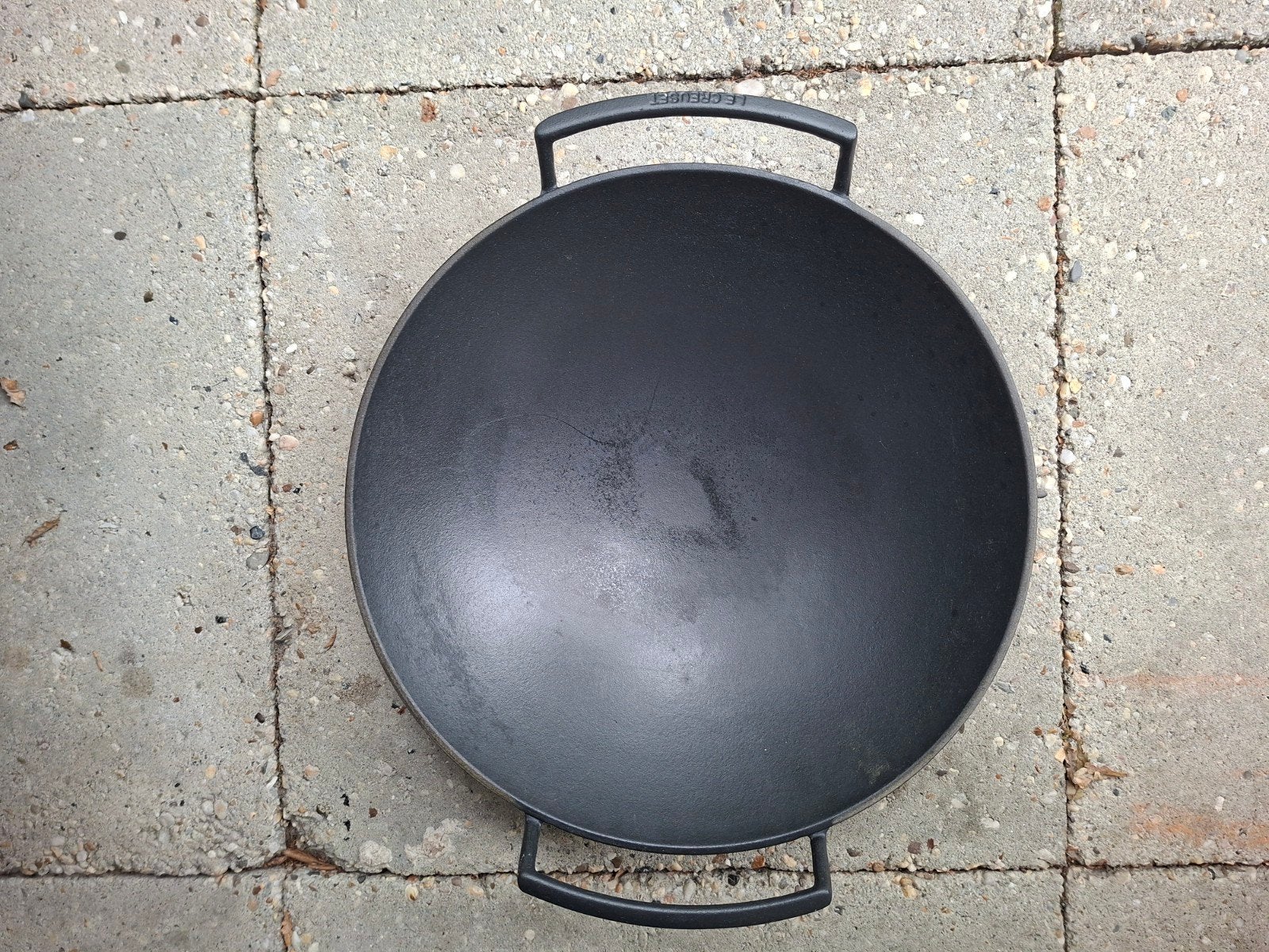 Gietijzeren  pan/ wok 3x., Huis en Inrichting, Keuken | Potten en Pannen, Ophalen, Gietijzer, Wok