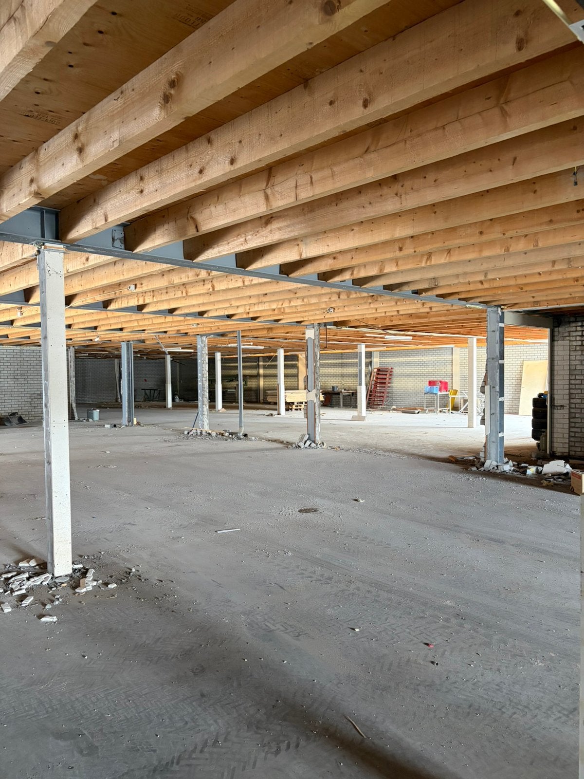 Houten Balken / gordingen, Doe-het-zelf en Verbouw, Hout en Planken, Ophalen, Zo goed als nieuw, Balk, Vuren